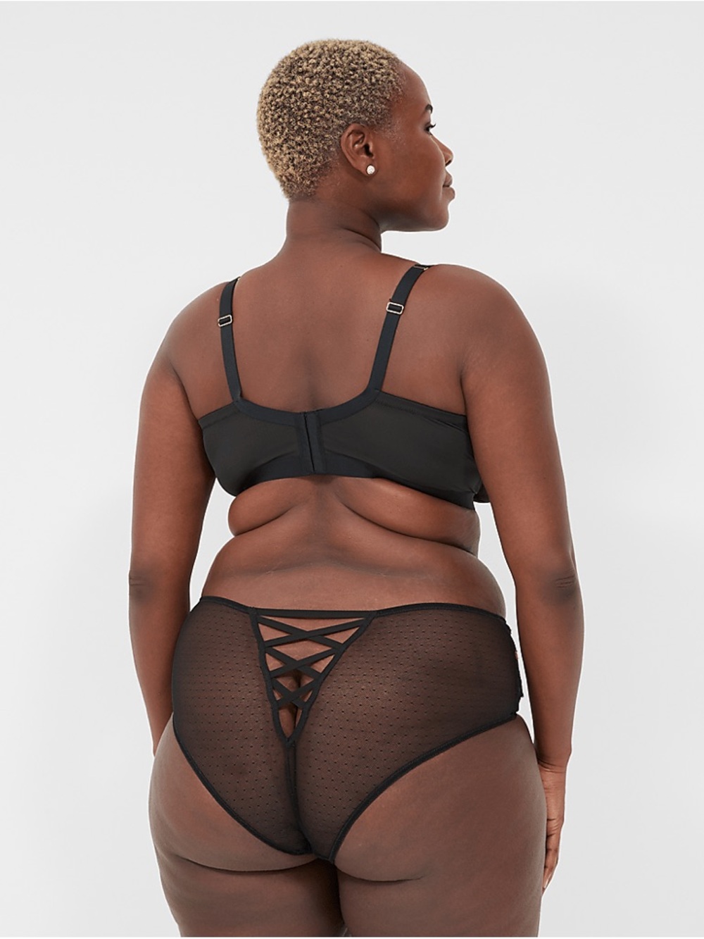 Cacique Embroidered No-Wire Triangle Bra Set - Picture 14 of 14
